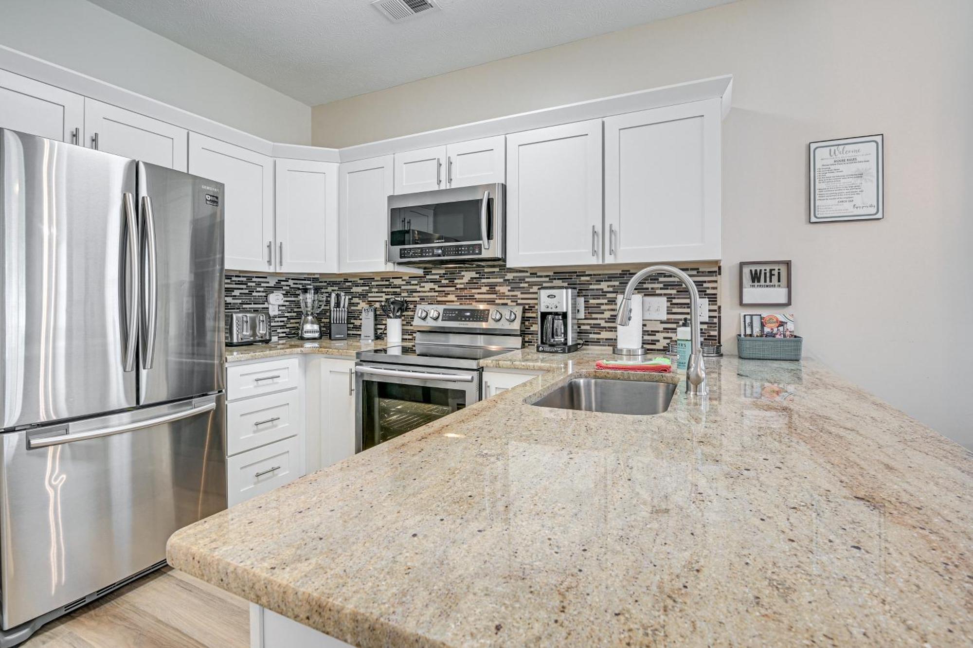 Breezy Golf Condo With Pool Access, 4 Mi To Beach Миртл-Бич Экстерьер фото